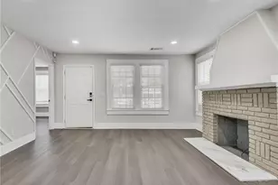 2300 Dauphine St, Atlanta, GA 30344 - Photo 9