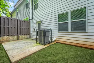 3181 Meadowstone Ln SW, Atlanta, GA 30331 - Photo 27