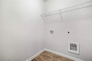 3181 Meadowstone Ln SW, Atlanta, GA 30331 - Photo 25