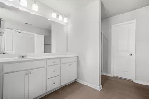 3181 Meadowstone Ln SW, Atlanta, GA 30331 - Photo 15