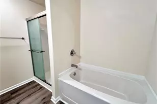 2706 Heathrow Dr, Lawrenceville, GA 30043 - Photo 19