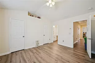 2706 Heathrow Dr, Lawrenceville, GA 30043 - Photo 15