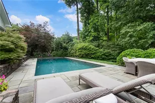 3798 Castlegate Dr, Atlanta, GA 30327 - Photo 33