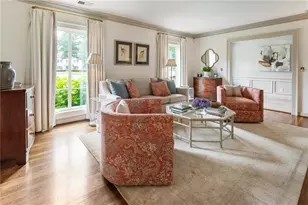 3798 Castlegate Dr, Atlanta, GA 30327 - Photo 13