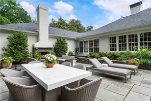 3798 Castlegate Dr, Atlanta, GA 30327 - Photo 21