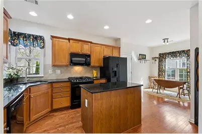 6233 Azalea Way, Hoschton, GA 30548 - Photo 9