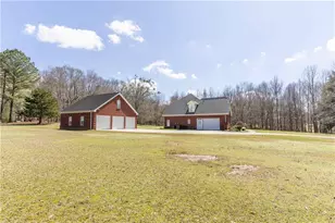 2101 Indian Shoals Rd, Loganville, GA 30052 - Photo 15