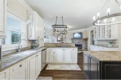 3331 Aylesbury Court, Roswell, GA 30075 - Photo 9