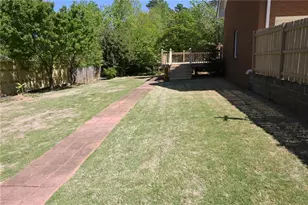 1402 Bromley Dr SE, Snellville, GA 30078 - Photo 95