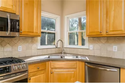 8670 Woodland View Drive, Gainesville, GA 30506 - Photo 11