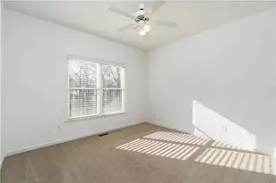 8670 Woodland View Dr, Gainesville, GA 30506 - Photo 15