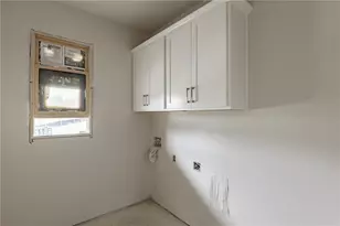 1833 Piney Bend Dr, Buford, GA 30518 - Photo 17
