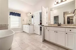 242 Township Dr, Senoia, GA 30276 - Photo 17