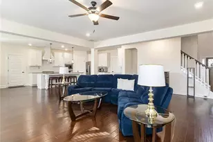 242 Township Dr, Senoia, GA 30276 - Photo 9