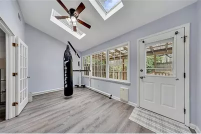 1085 Country Club Place NW, Kennesaw, GA 30144 - Photo 17