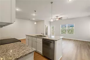 2568 Swan Lake Dr, Grayson, GA 30017 - Photo 9