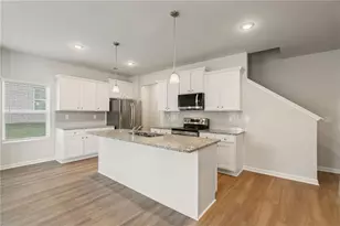 2568 Swan Lake Dr, Grayson, GA 30017 - Photo 7