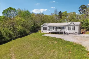 2496 Venture Dr, Gainesville, GA 30506 - Photo 3