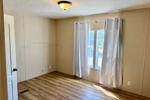 2496 Venture Dr, Gainesville, GA 30506 - Photo 17