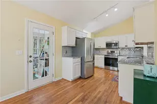 29 Wey Bridge Ct, White, GA 30184 - Photo 11