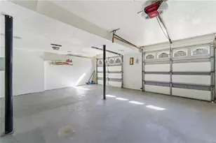 618 Rockborough Dr, Stone Mountain, GA 30083 - Photo 13