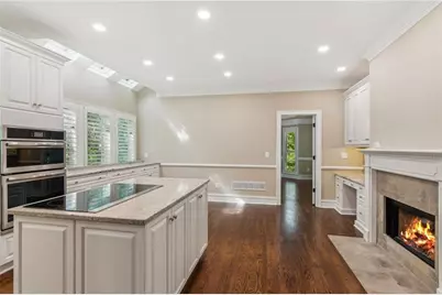 4217 Wieuca Overlook NE, Atlanta, GA 30342 - Photo 17