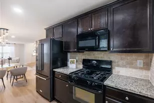 527 Cypher Dr, Suwanee, GA 30024 - Photo 15