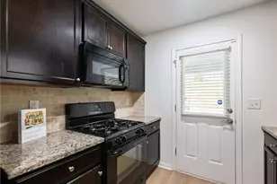 527 Cypher Dr, Suwanee, GA 30024 - Photo 17