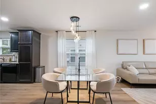 527 Cypher Dr, Suwanee, GA 30024 - Photo 3