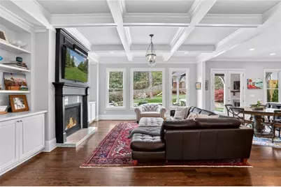 2758 Green Meadows Lane NE, Brookhaven, GA 30319 - Photo 9