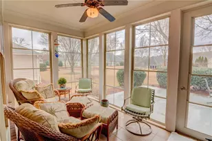 1310 Creek Vista Dr, Cumming, GA 30041 - Photo 15