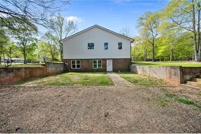 401 Coleman Drive, Statham, GA 30666 - Photo 15