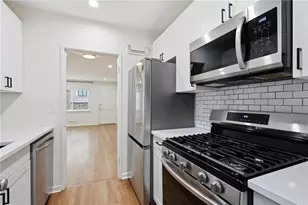 2240 Stephen Long Dr NE, Atlanta, GA 30305 - Photo 9