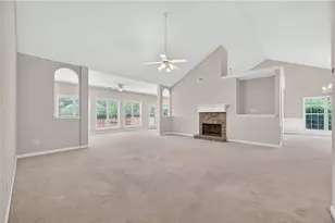 510 Jefferson Walk Cir, Jefferson, GA 30549 - Photo 5