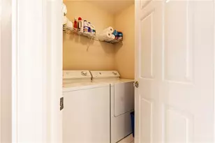 211 Colonial Homes Dr NW, Atlanta, GA 30309 - Photo 19