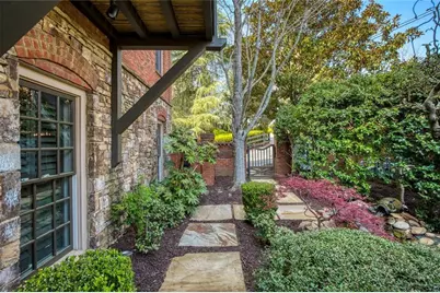 100 Founders Mill Court, Roswell, GA 30075 - Photo 9