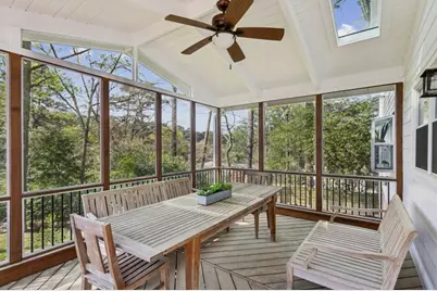 1151 Roxboro Cove NE, Atlanta, GA 30324 - Photo 45