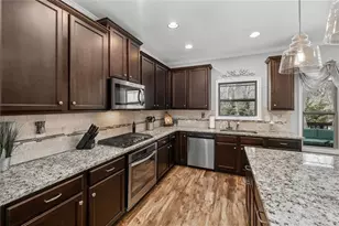6330 Oldham Ct, Gainesville, GA 30506 - Photo 13