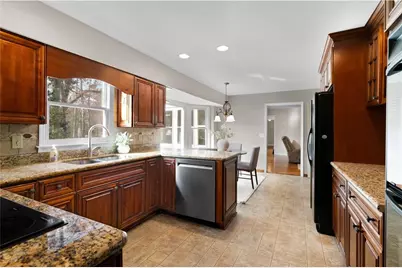 3011 Castleton Way, Marietta, GA 30062 - Photo 13