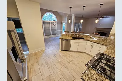 11640 Vista Forest Drive, Alpharetta, GA 30005 - Photo 3