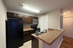 418 Granville Ct, Atlanta, GA 30328 - Photo 21