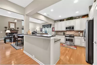 7916 Keepsake Lane, Flowery Branch, GA 30542 - Photo 7