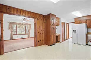 5760 Brenda Dr SW, Mableton, GA 30126 - Photo 9