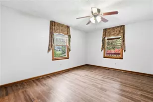 360 Crestwood Dr, Canton, GA 30114 - Photo 13