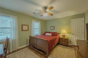 733 Ridgeview Dr SW, Lilburn, GA 30047 - Photo 31