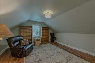 733 Ridgeview Dr SW, Lilburn, GA 30047 - Photo 33