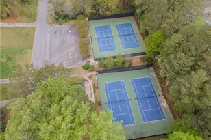 733 Ridgeview Dr SW, Lilburn, GA 30047 - Photo 49