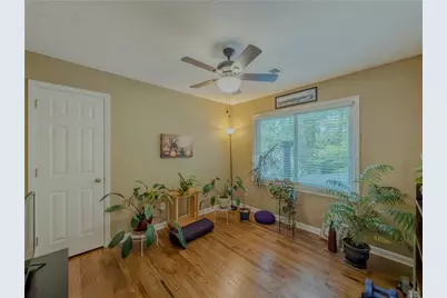 733 Ridgeview Drive SW, Lilburn, GA 30047 - Photo 37