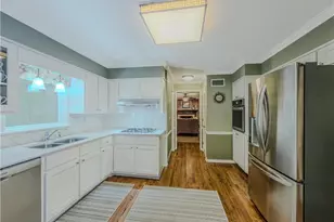 733 Ridgeview Dr SW, Lilburn, GA 30047 - Photo 15