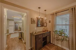 733 Ridgeview Dr SW, Lilburn, GA 30047 - Photo 9